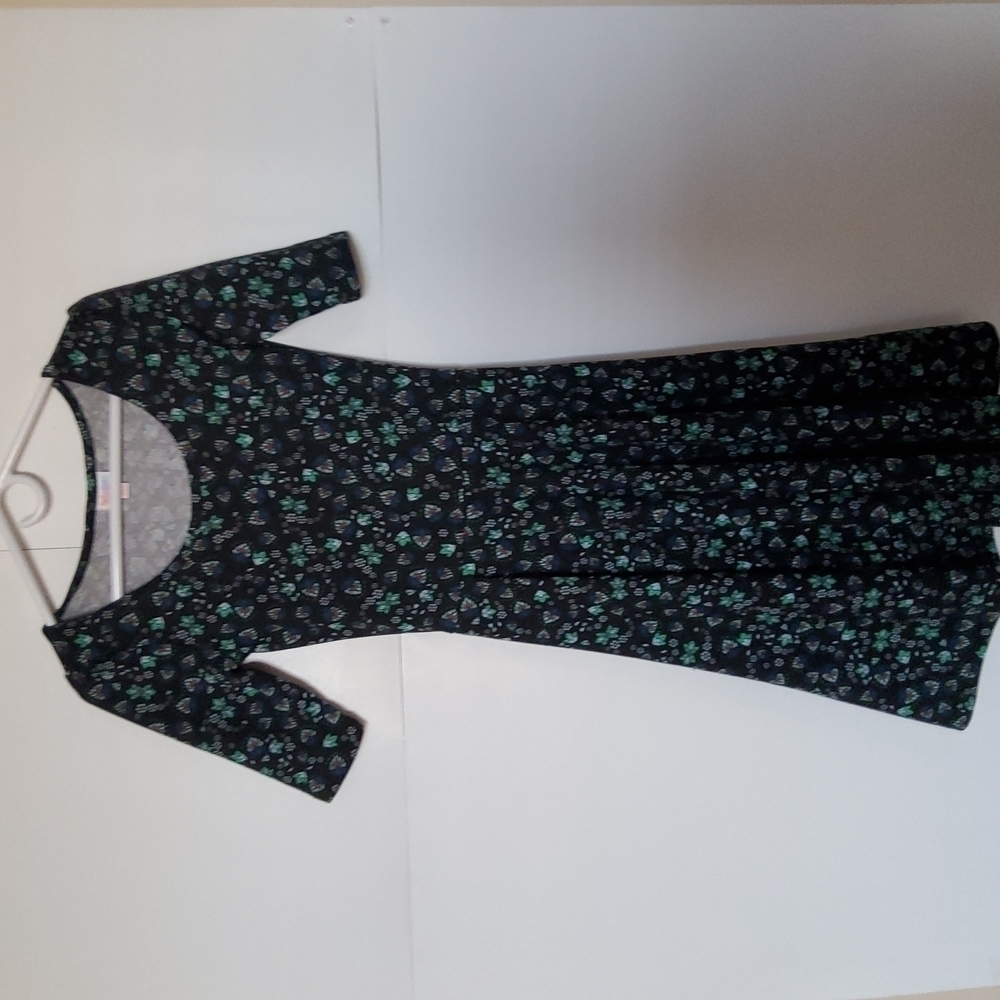 💛💚🩷 LuLaRoe Super Cute Dress XS. Nice!